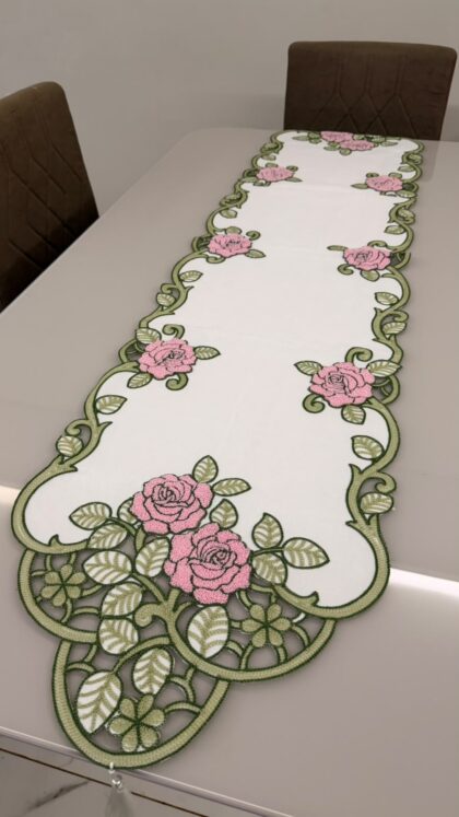 Caminho de Mesa 1,80m x 40cm - Estampa 20